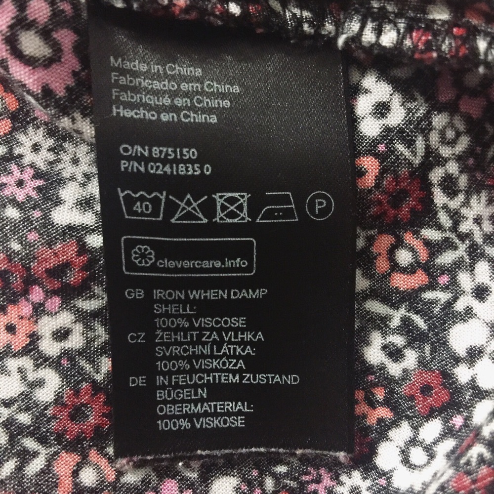 Divided H&M short and sweet floral dress - Picture 7 of 7